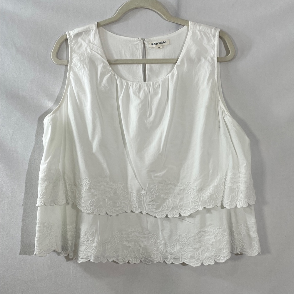 Roller Rabbit Tan Top White Embroidered Tiered Size XL